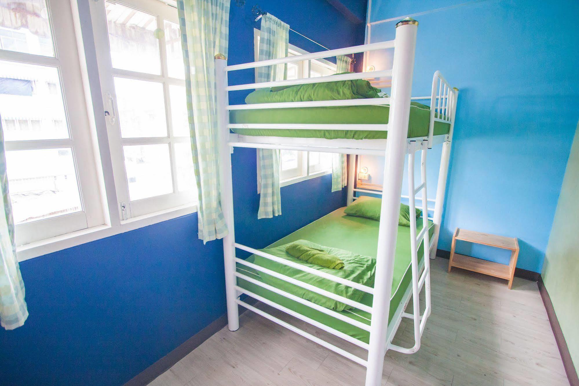Nacorn Hostel Bangkok Exteriör bild