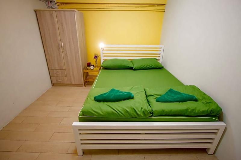 Nacorn Hostel Bangkok Exteriör bild
